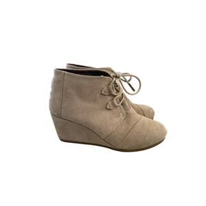 TOMS Kala Wedge Women’s 8 Desert Taupe Ankle Boots Suede Lace Up - NWOT
